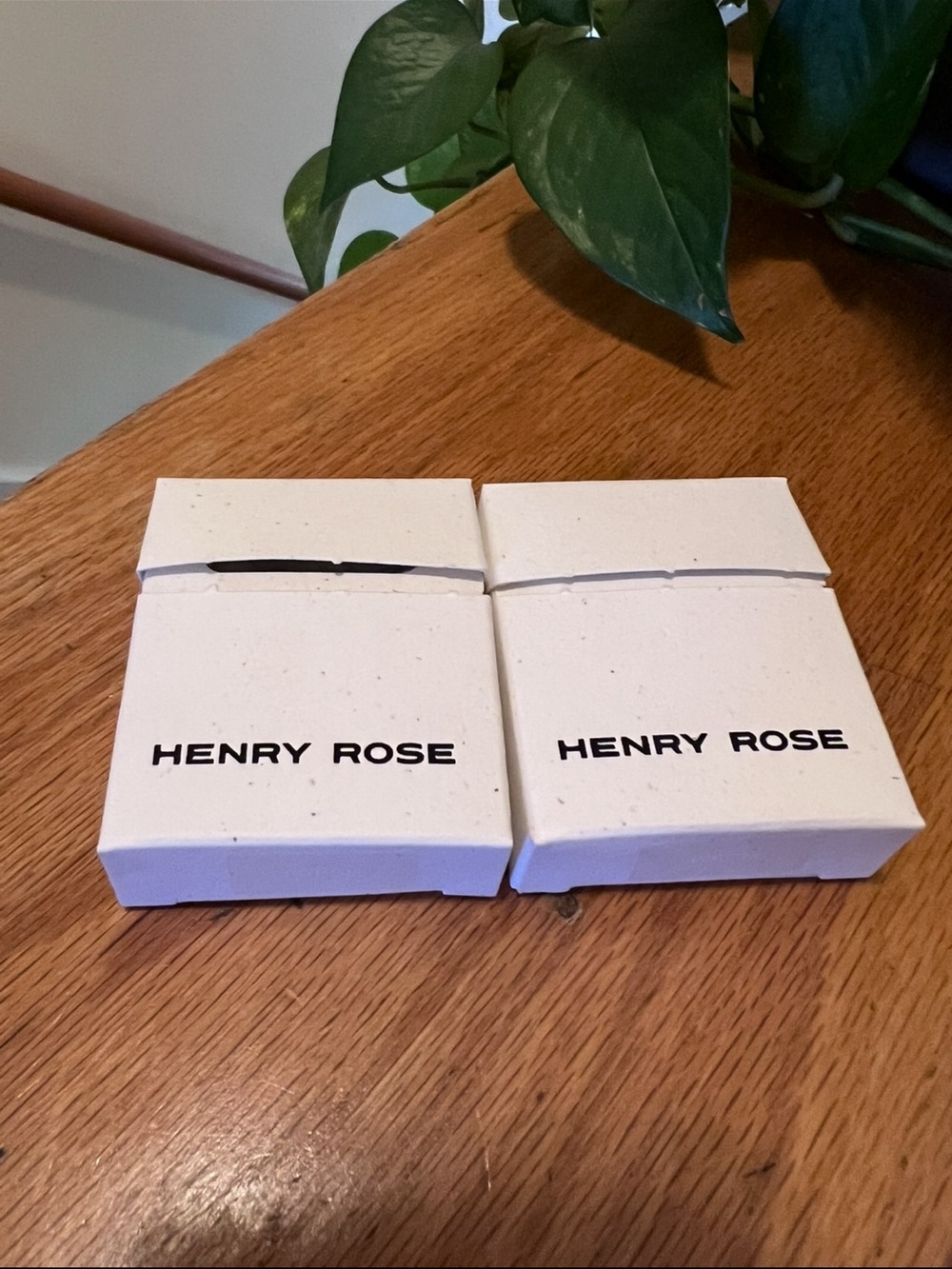 HENRY ROSE Fragrance Sample Set - Picture 3 of 4